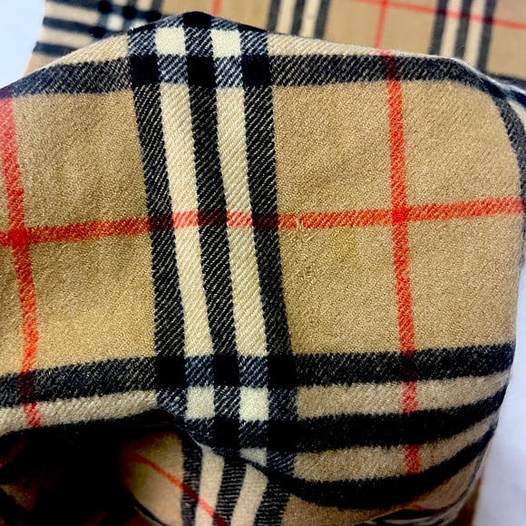 Preloved Vintage Burberrys (old name for Burberry) Scarf unisex - Picture 4 of 9